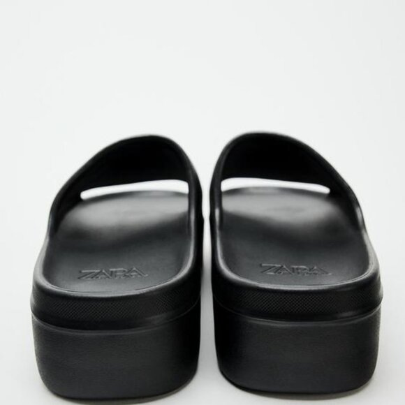 NEW with Duster-bag: FLATFORM SPORT SANDALS - Picture 2 of 4